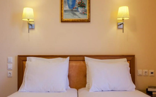 Pantheon City Hotel