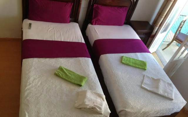 Residencial Miradoiro Guest House