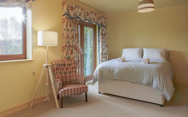 Charming 3BD Cotswolds Family Retreat
