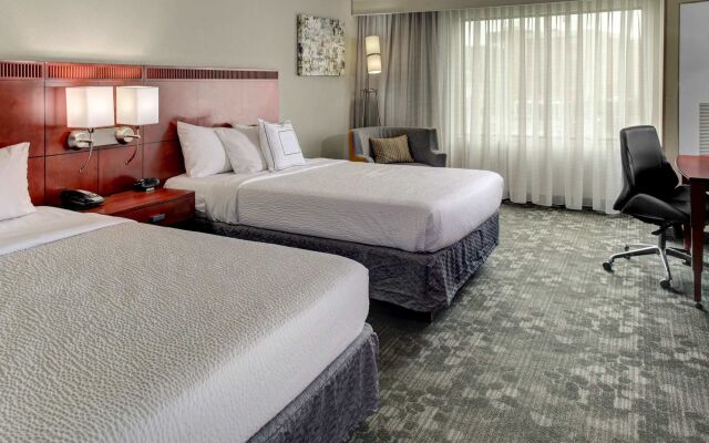 Courtyard by Marriott Anniston Oxford
