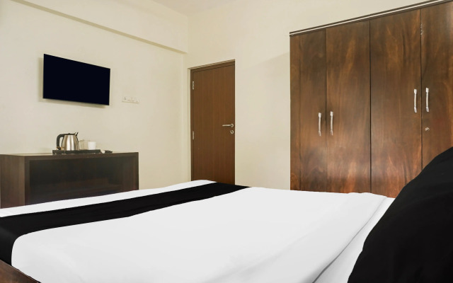 OYO Flagship 81602 Hotel Mv Galaxy