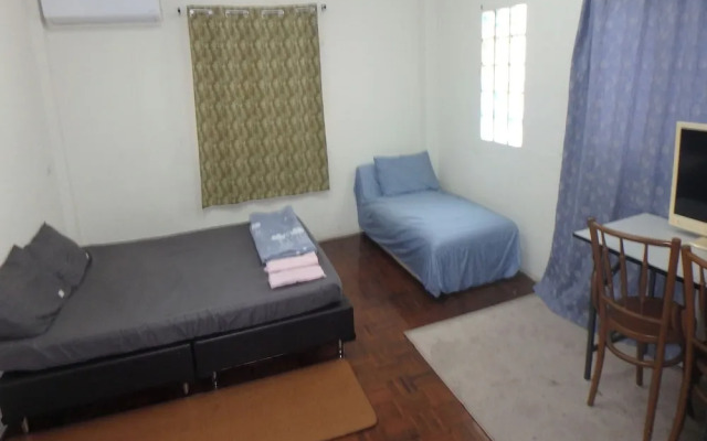 Rama 3 Sunrise Hostel