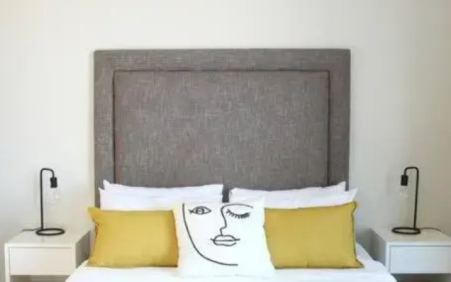 The crystal towers one-bedroom studio