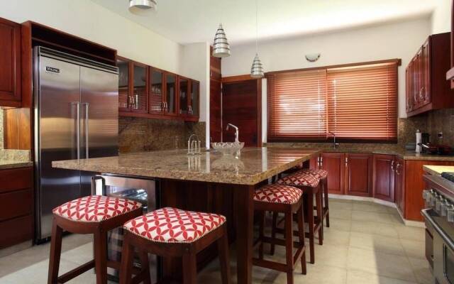 6BR 7BA Bahia Minitas by ASVR