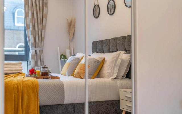 Windsor Luxury Studio Apartment