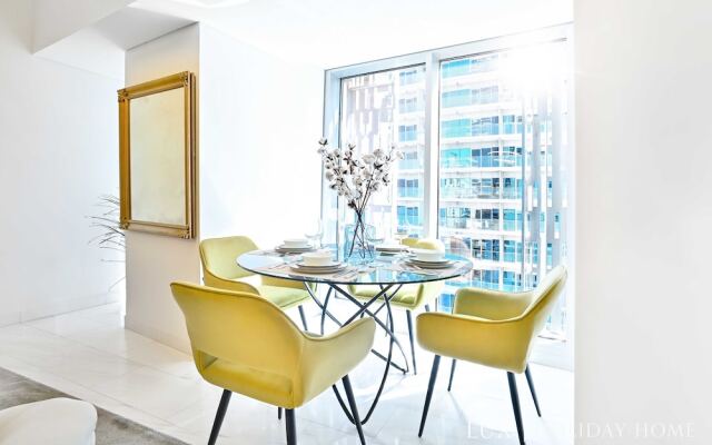 LUX Cayan Superior Suite 5 Dubai Marina