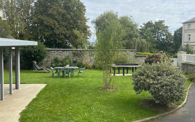 Comfortable Apartment in the Elegant Manor House