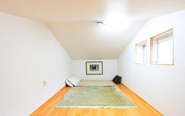 Goseong Hwapoli Pension