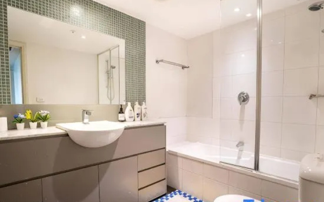 CBD City View Mantra 2B1B APT