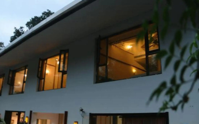 Xixia Xiaozhu Boutique Hote(Xihu Duanqiao shop)）