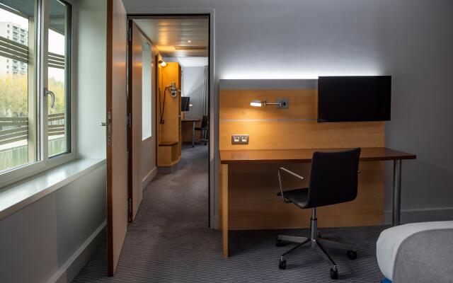 Holiday Inn Express Paris-Canal de la Villette by IHG