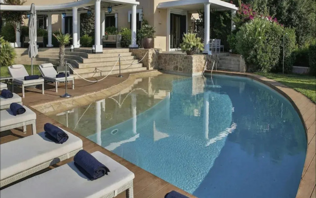 Holiday Home With Charming Patio