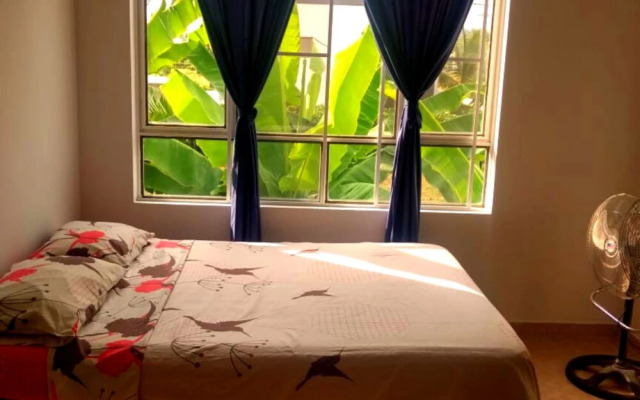 Casa con Piscina Privada Girardot