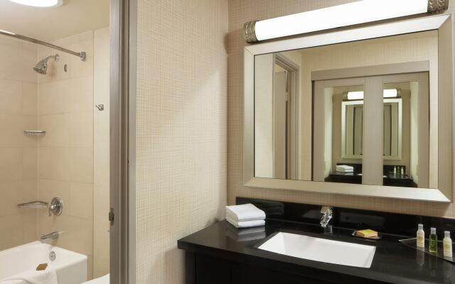 DoubleTree by Hilton San Diego - Hotel Circle