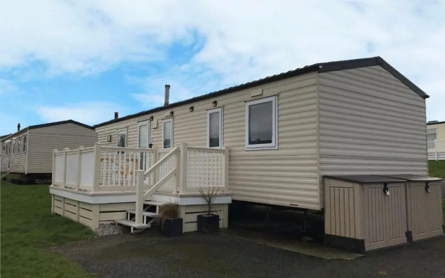 Newquay Bay Porth Caravan - 3 Bed