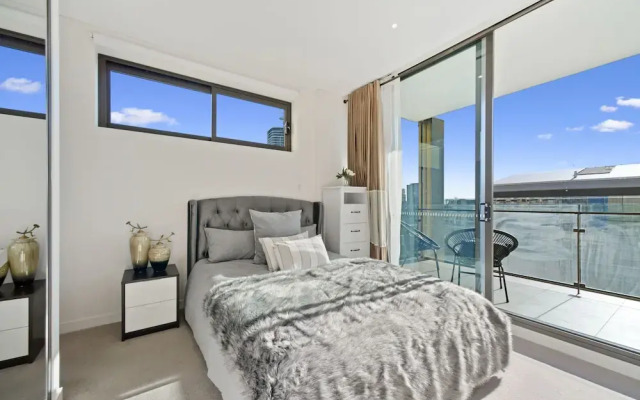 Full Darling Harbour View Luxury 2 Bedroom Apartment