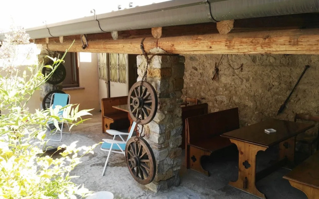 Appartamenti Casa Rita & Antica Corte Ginevra