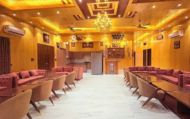 The Greenwood Farm And Lawn -Bijwasan