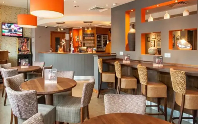 Premier Inn Swansea City Centre