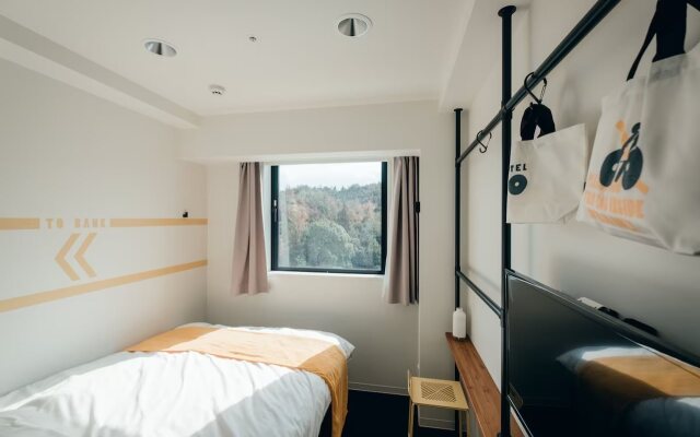 SETOUCHI KEIRIN HOTEL 10 by Onko Chishin