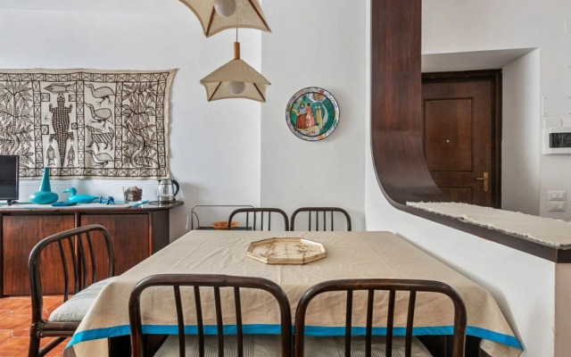 Camogli Bright Apartment with Parking