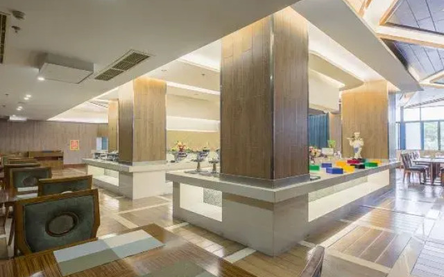Yin Cheng Business Hotel