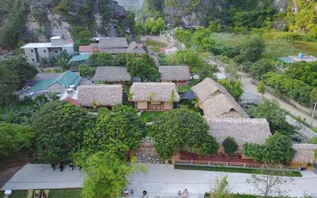 Quoc Khanh Bamboo Homestay - Hostel