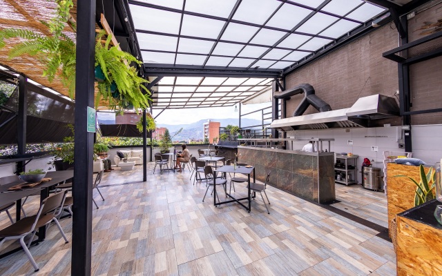 Hotel Zona Verde