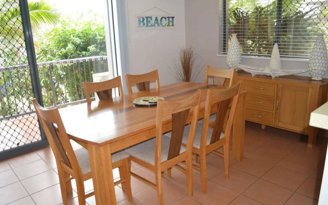 Outrigger Bay Apartments