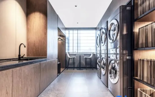 Shanghai North Bund Dalian Road Subway Station Atour Hotel