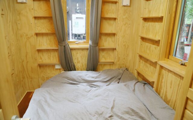 Qooneltas Container House In The Forest