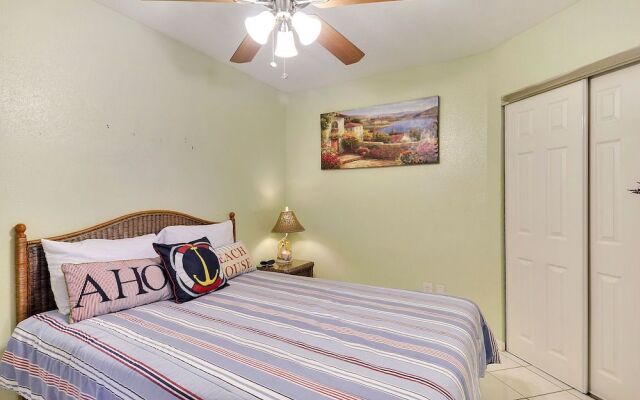 Ahoy Mateys 1 Br condo by RedAwning