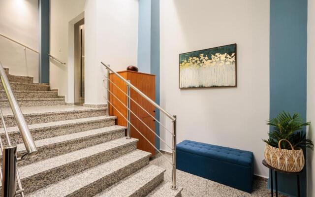 Georgia seaview apartment B1
