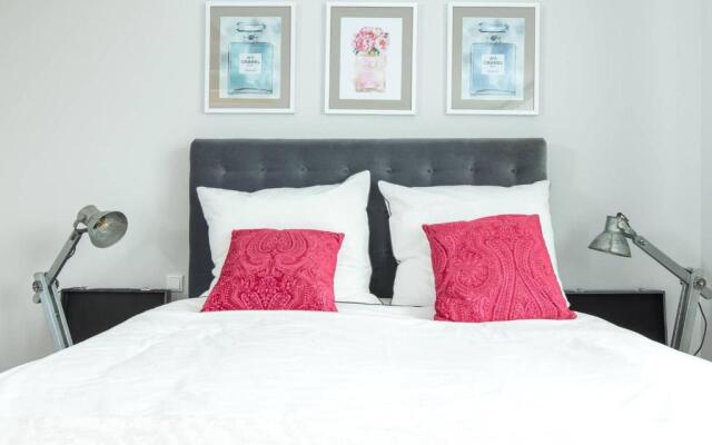 PARIS · CHILLINGHOUSE # 5, 3 Min. vom ICE, NETFLIX, Garten