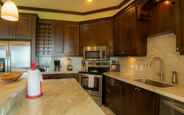 Altavista 5A 3 bdr 3 Bath Ocean View