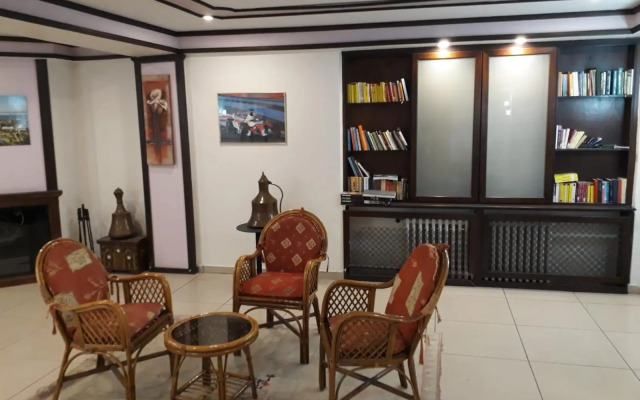 Hali Hotel