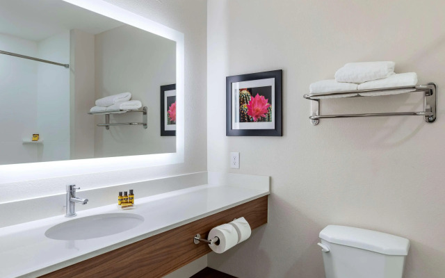 Best Western Plus Coachella Valley Inn & Suites
