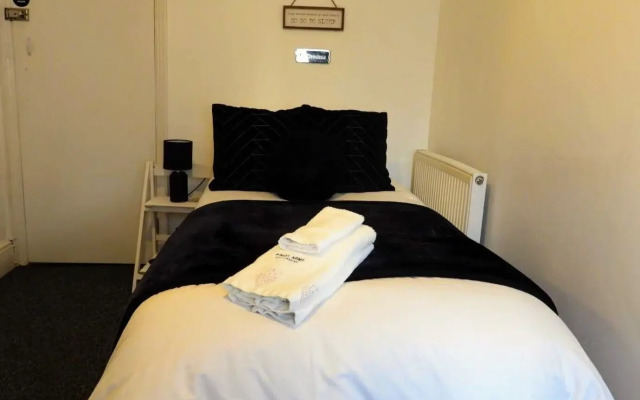 Kings Arms Hotel