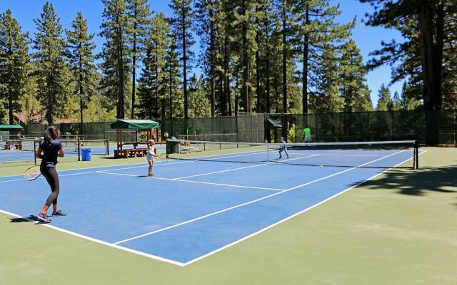 Lakeshore Townhouse 936