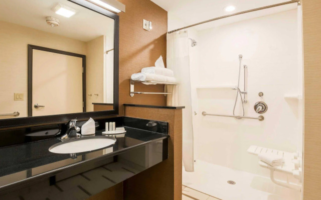 Fairfield Inn & Suites Pleasanton