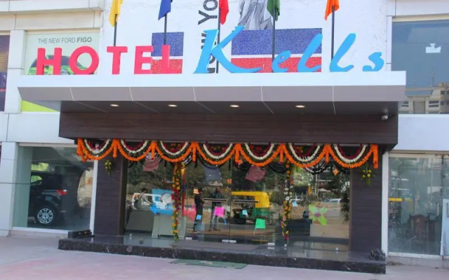 Kells Hotel and Restaurant