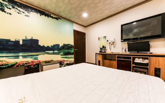 Seocheon Taxi Hotel