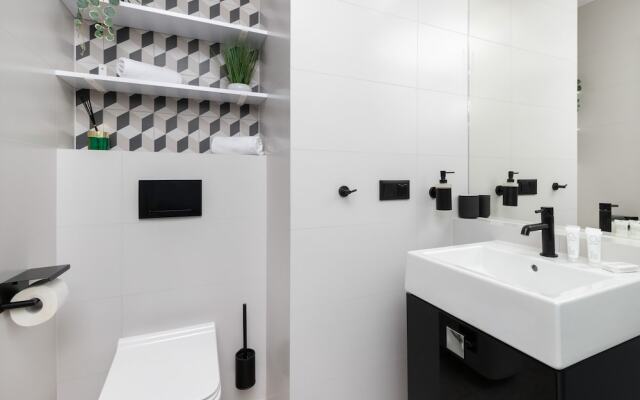 Blue Studio for 4 in Gdansk by Renters