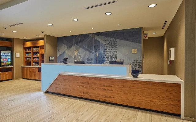 SpringHill Suites Medford Airport