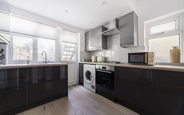The Neasden Villas