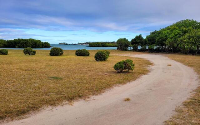 Eastern Blue - Sea View Luxury Apartment