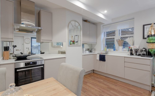 Stylish and Cozy Studio Apartments Hammersmith