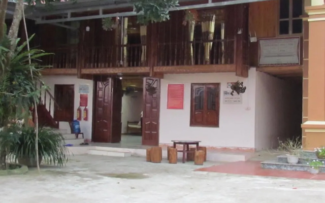 Yen Nhu Guesthouse - Hostel