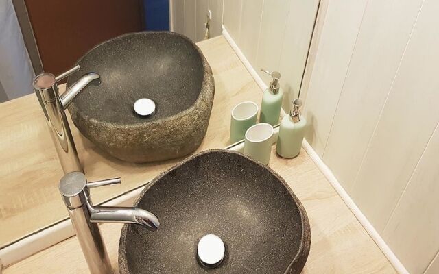 Au Petit Thaï - T2 avec balcon - Montpellier Centre