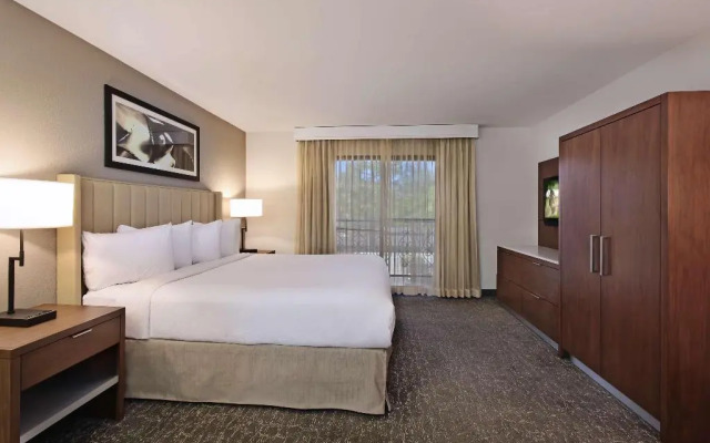 Embassy Suites by Hilton Palm Desert